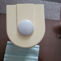TOTO トイレットホルダー　カバー付の画像
