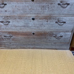 桐の箪笥の画像