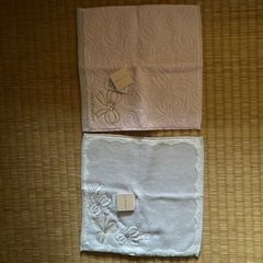 新品　未使用　ハンカチ２枚セット
