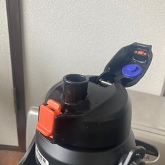 大容量2L 水筒の画像
