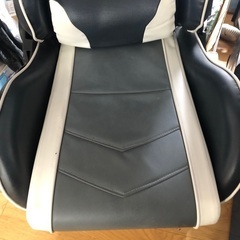 ゲーミングチェア　座椅子　ブラックの画像