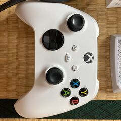 Xbox Series S 512GB (縦置きスタンド付き)の画像