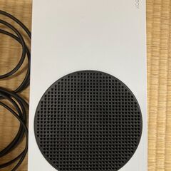 Xbox Series S 512GB (縦置きスタンド付き)の画像