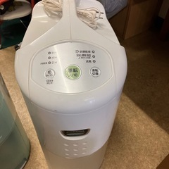 CORONA除湿機 (大ちゃん) 南小倉の季節、空調家電《除湿器》の