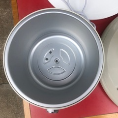 NO：3511    IRISOHYAMAスロークッカー‼️  2018年製超お買い得品❣️の画像