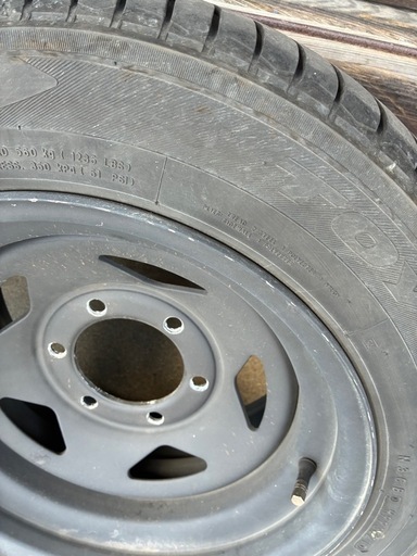 ESB TC01 15 インチ 8J PCD139.7±0 ホイールタイヤセット (大吉 ESB TC01 15 インチ 8J PCD139.7±0 ホイールタイヤセット (大吉
