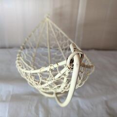 ハンモック型フルーツバスケット。の画像