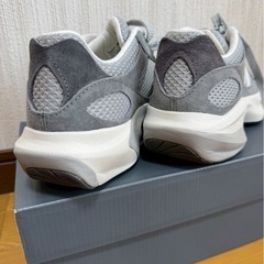 【新品】ニューバランスメンズスニーカーの画像