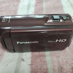 ビデオカメラ　Panasonic HC-V330M
