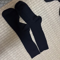 ＜決定＞大量の黒靴下