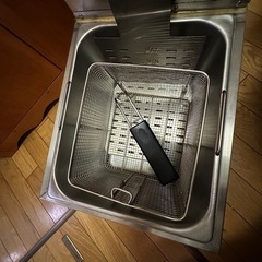 200V電気フライヤー
