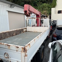 ISUZU ELF いすず エルフ 2tユニック トラックの画像