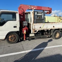 ISUZU ELF いすず エルフ 2tユニック トラックの画像