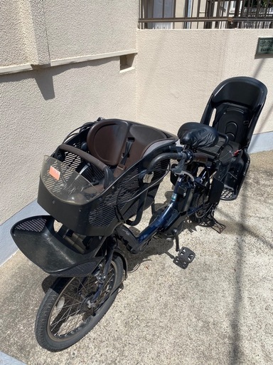 値下げしました‼️バッテリー2個付き　3人乗り電動アシスト自転車