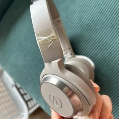 ジャンク品　オーディオテクニカ KH カーキSOLID BASS ワイヤレスヘッドホンの画像