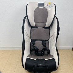COMBIチャイルドシート　コンビ マルゴット S トリグレー　