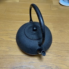 鉄びんの画像