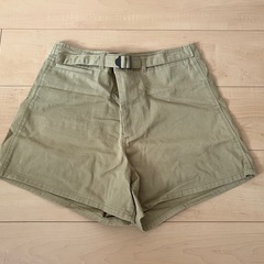 Kastane ベージュ　ハイウエストショートパンツ
