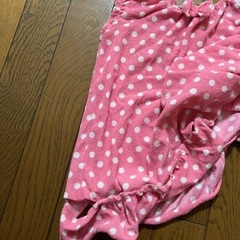１３０サイズのガールズ　６着+おまけセットの画像