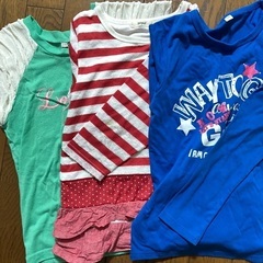 １３０サイズのガールズ　６着+おまけセットの画像