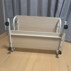 ロータイプ　パソコンデスクの画像
