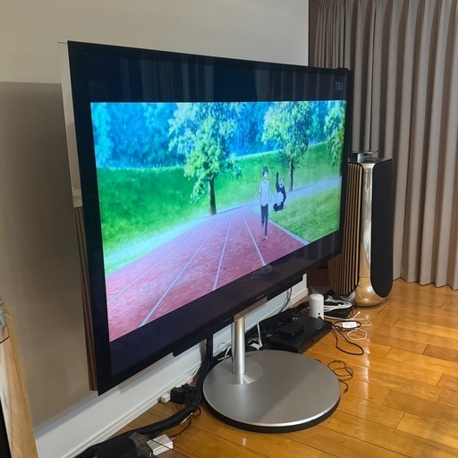 激安直営店 定価450万円】BeoVision Avant 85型 (ガイ) 広尾のテレビ《リア テレビ