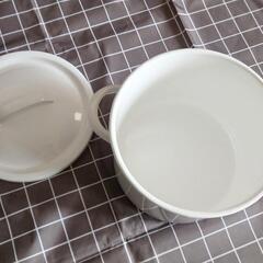 お値下げ 美品 野田琺瑯 月兎印 鍋 ホーロー シチューポット 21cm 白 両手鍋 深鍋 蓋付きの画像