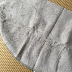 円形　カーペット　ベージュ