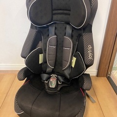 　Combi チャイルドシート