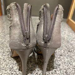 STEVEMADDNパンプスの画像