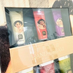 【新品】ハンドクリームギフトの画像