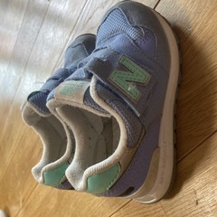 ニューバランス子供靴14.5センチの画像