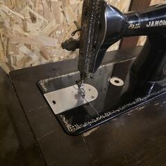 janome 　アンティーク　足踏みミシンの画像