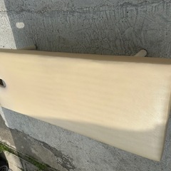 ⬛︎無料⬛︎マッサージベッド 低め 有孔の画像