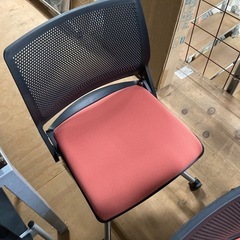 オカムラ ミーティングチェア 5脚セット　クリール ネスティングチェア 中古の画像