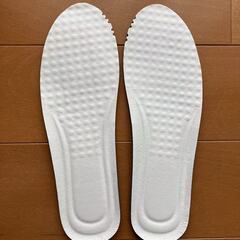 【未使用品】インソール　中敷き　24cm　軽い　肌触り良い 　洗...