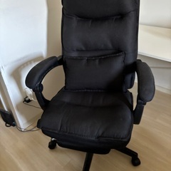 【引き取り限定】Eeasky SKYE ゲーミングチェア ブラック 中古 オフィスチェア リクライニング＆オットマン付き 参考価格：21,580円の画像