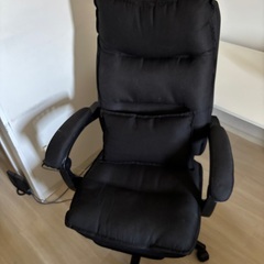 【引き取り限定】Eeasky SKYE ゲーミングチェア ブラック 中古 オフィスチェア リクライニング＆オットマン付き 参考価格：21,580円の画像