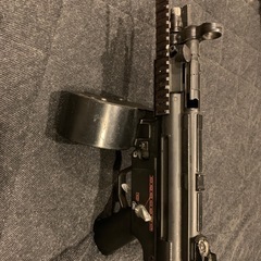 マルイ電動ガンMP5K多弾数mg付き
