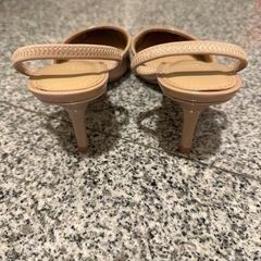 ZARA パンプス
の画像
