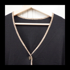 昭和 レトロ カーディガン 黒 金ボタン スリット 併売の画像