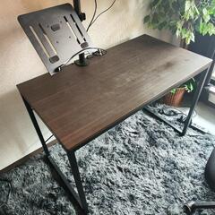 ワークデスクの画像