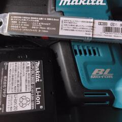 Makita JR188D本体と18Vバッテリー1コと刃5枚付の画像