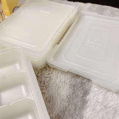 メデラ搾乳機　哺乳瓶　離乳食保存容器の画像