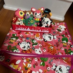 グラグラの小物入れやぬいぐるみの画像