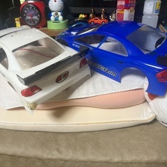 ラジコンボディーのみ2個セットの画像