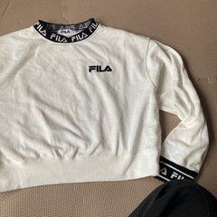 FILA トレーナーの画像