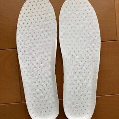 【未使用品】インソール　中敷き　22cm　軽い肌触り良い 洗濯簡...