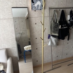 ポールハンガー