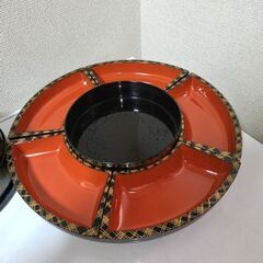 美品　漆器風回転オードブル　中央重箱３段重　とても豪華です！の画像